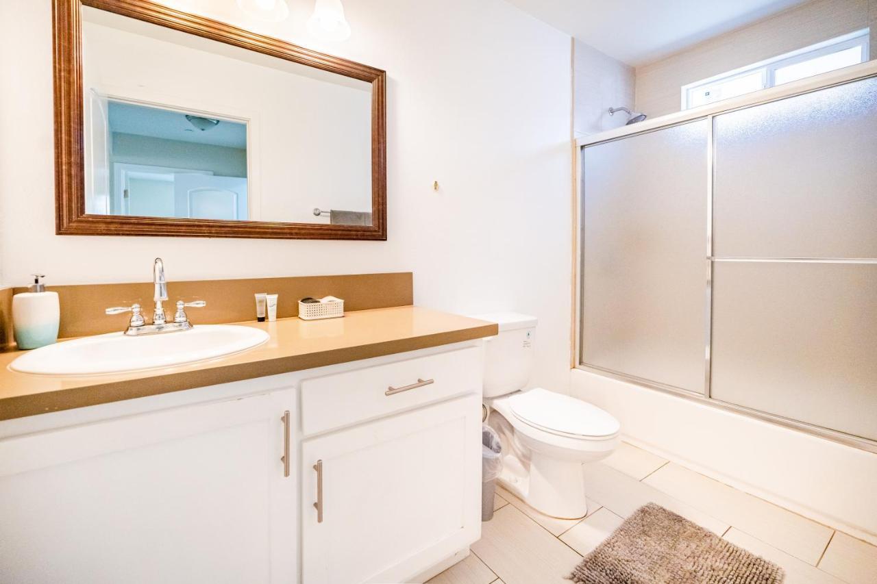 Large Condo Sleeps 10 Near Downtown Los Angeles Esterno foto